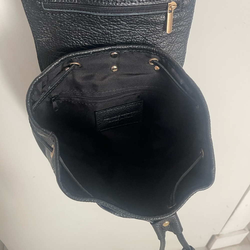 Mini Backpack - Picture 4 of 5